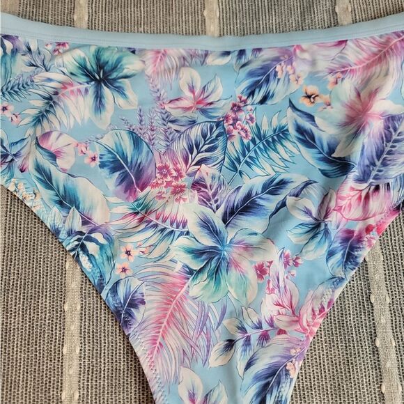 NWT- BLUE RUBY Australia Bikini Bottoms - Picture 6 of 11